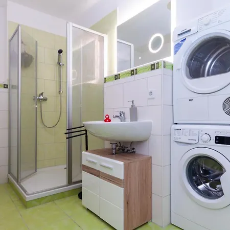 Ferienwohnung Fuer Sie Vollausgestattet Mit Boxspringbett Netflix Uvm * Zschopau