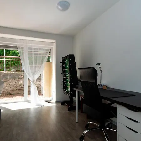 Ferienwohnung Fuer Sie Vollausgestattet Mit Boxspringbett Netflix Uvm * Zschopau