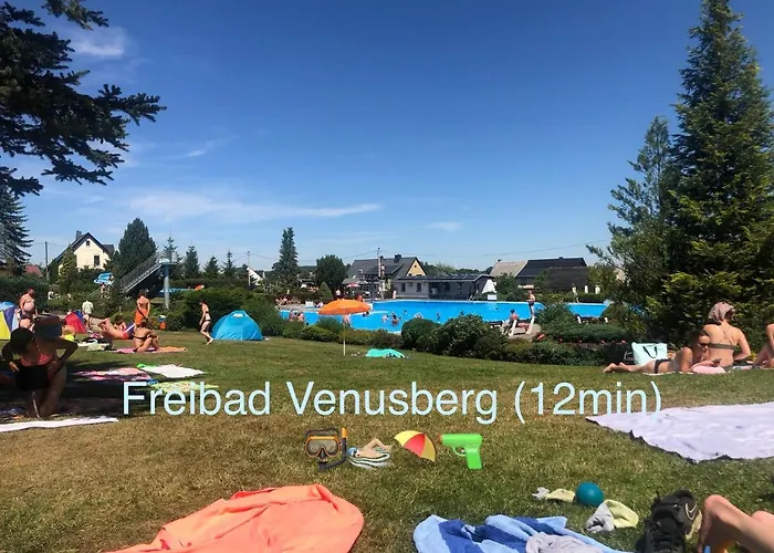 Ferienwohnung Fuer Sie Vollausgestattet Mit Boxspringbett Netflix Uvm Zschopau