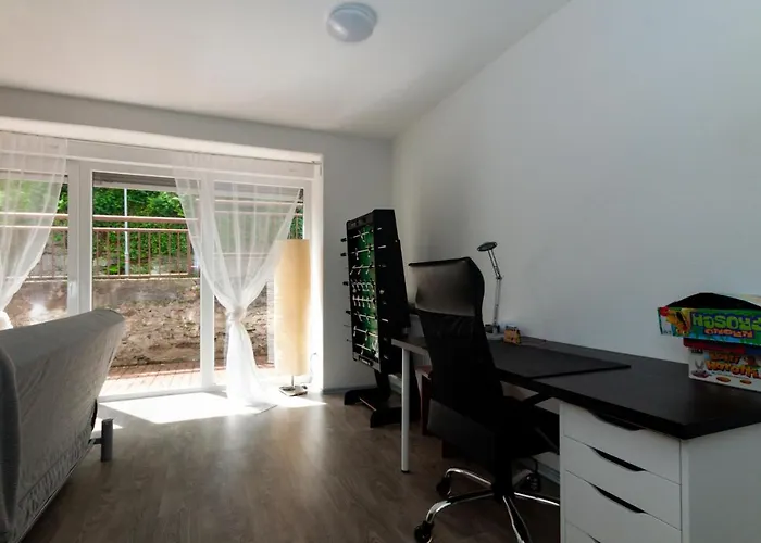 Ferienwohnung Fuer Sie Vollausgestattet Mit Boxspringbett Netflix Uvm * Zschopau